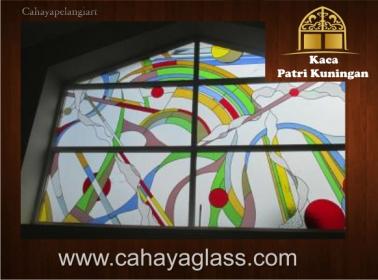 Kaca Patri Kuningan Triple